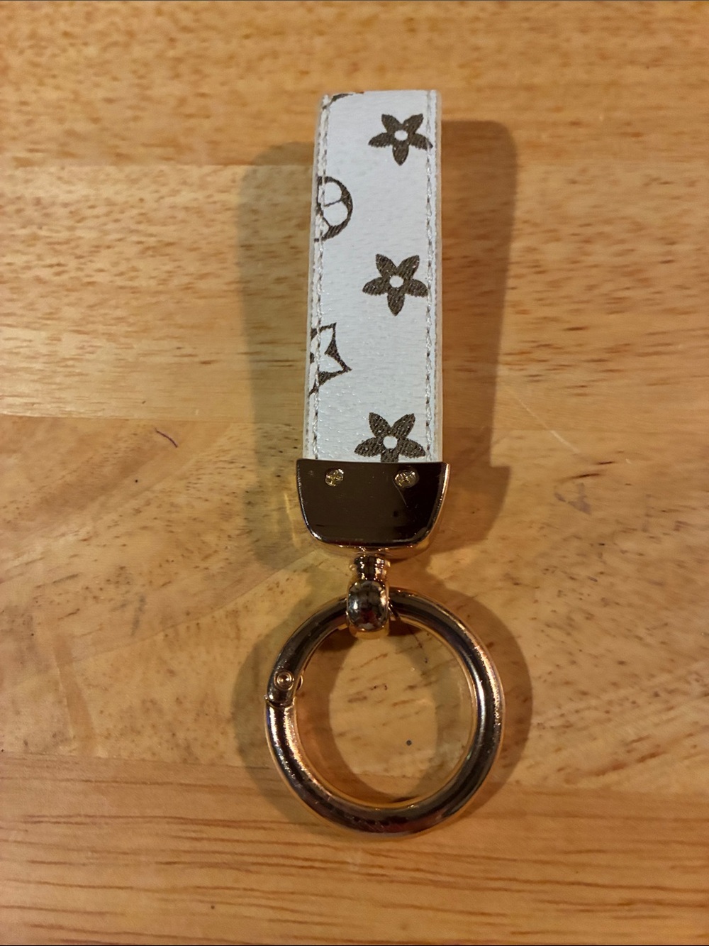 White Floral-Print Leather Key Ring with Gold Hardware-NWOT’s